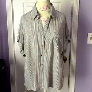 Cute button down blouse